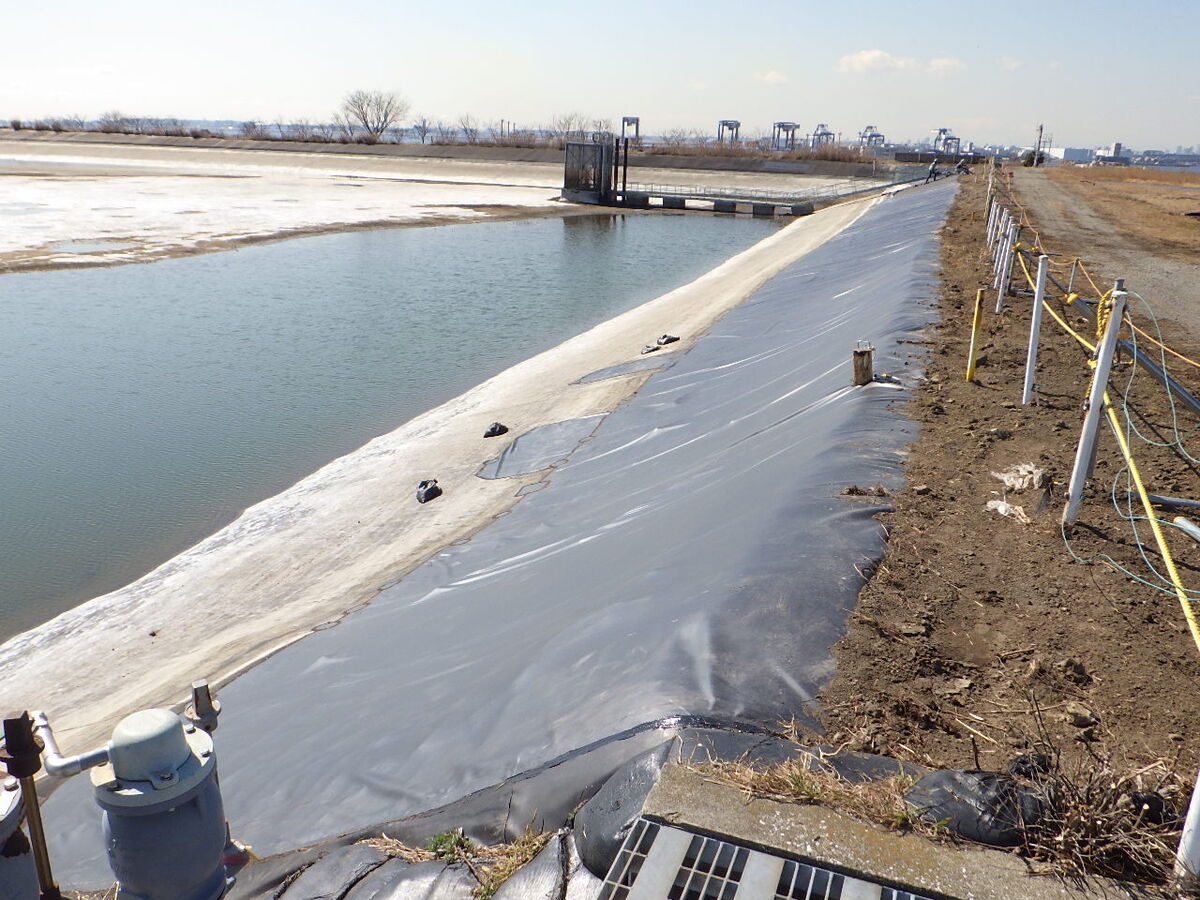 令和３年度中防外側埋立処分場調整池補修工事	