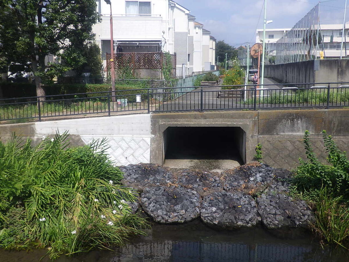 黒目川防災工事（5北北の1）