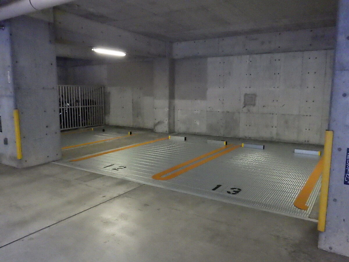 コーシャハイム緑四丁目　機械式駐車場平面化工事	